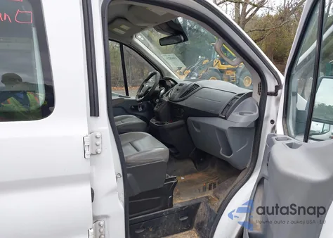 2017 Ford Transit-250 z USA, uszkodzony, nr VIN 1FTYR1ZMXHKA18316